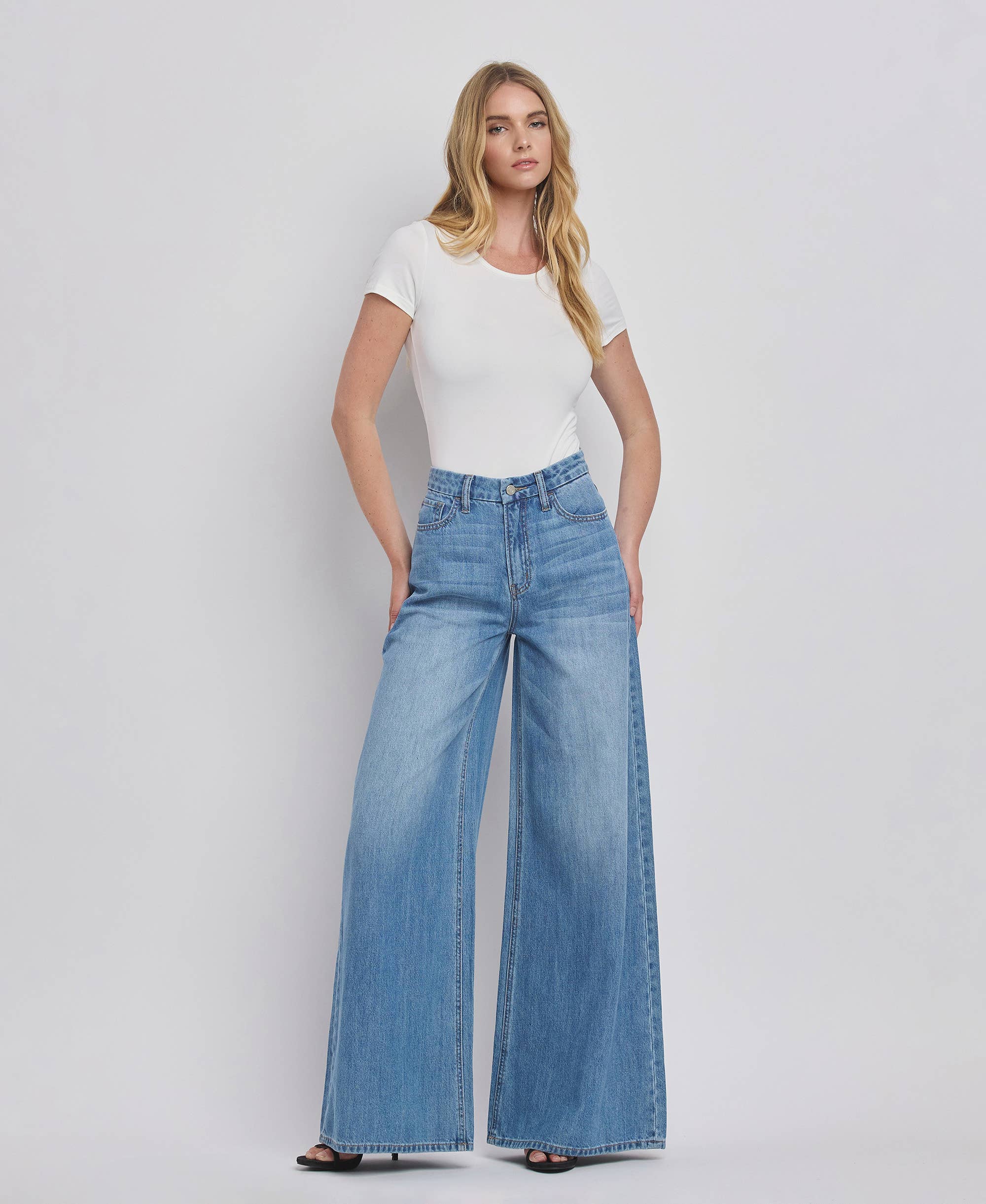 SUPER HIGH RISE WIDE LEG JEANS