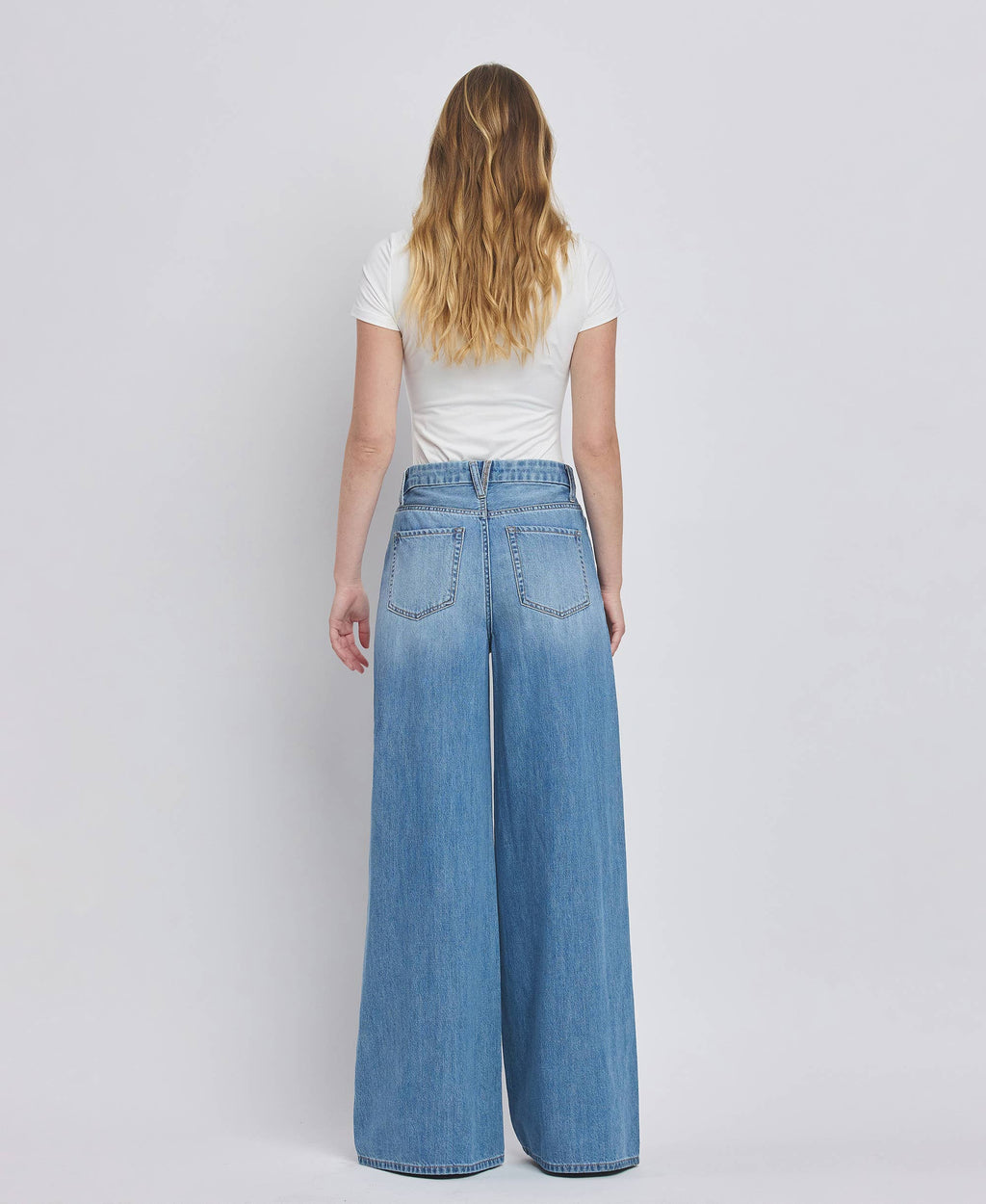 SUPER HIGH RISE WIDE LEG JEANS