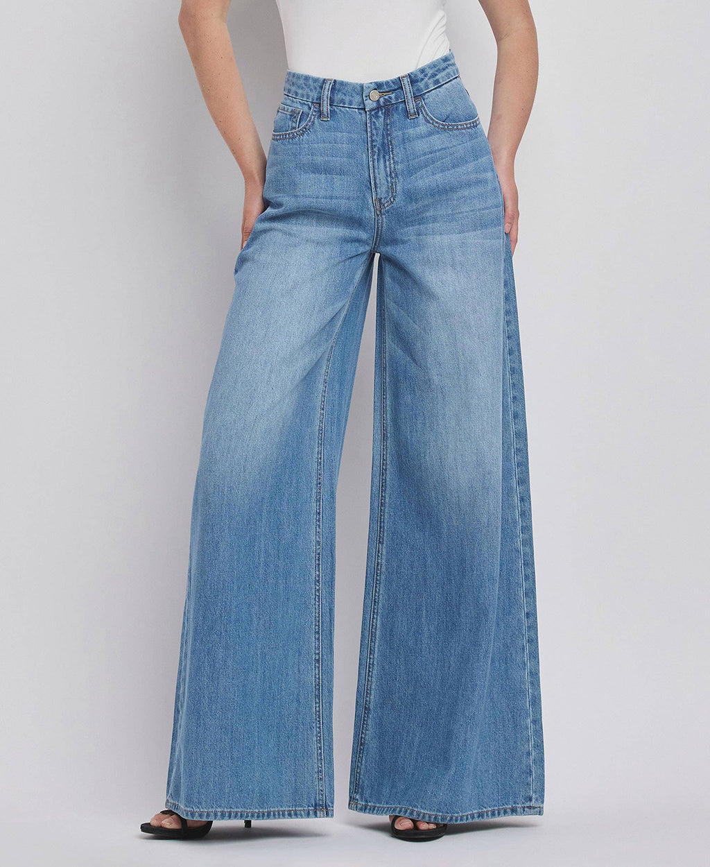 SUPER HIGH RISE WIDE LEG JEANS