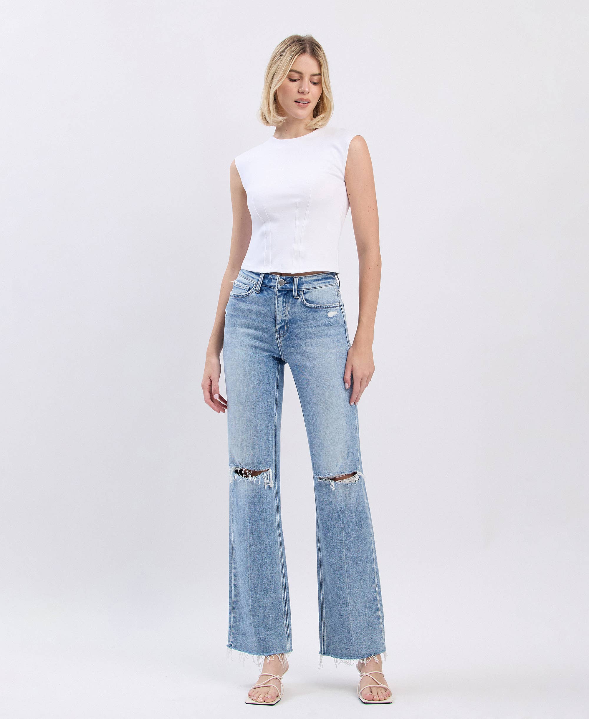 HIGH RISE DISTRESSED SLIM WIDE JEANS F6011