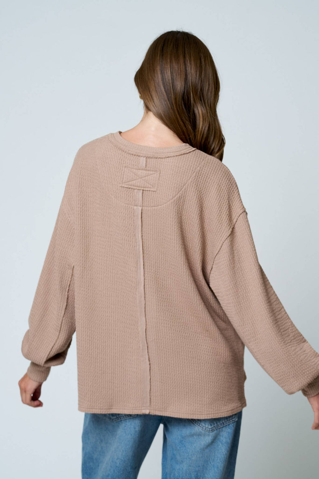TEXTURED KNIT TOP