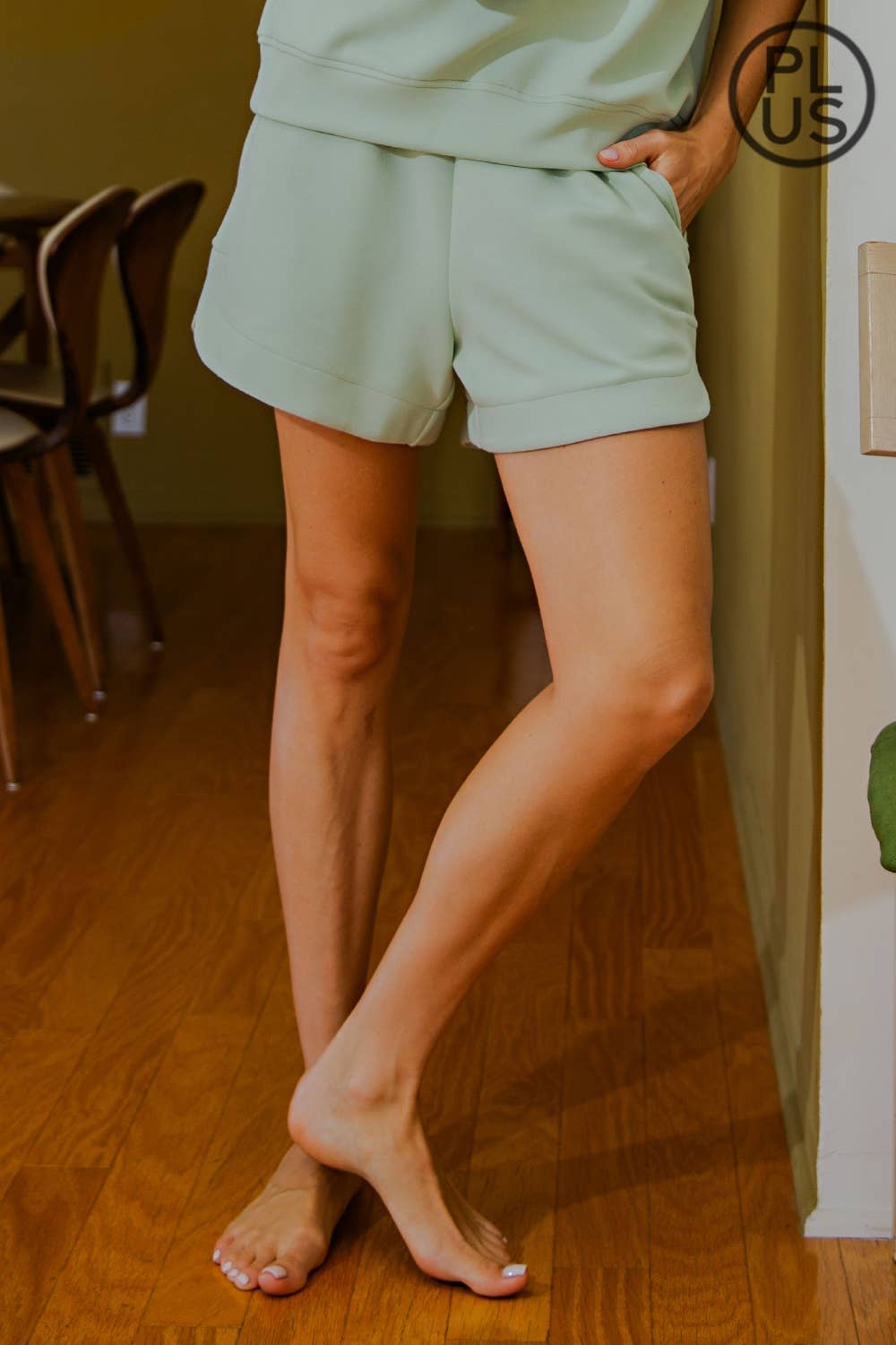 PLUS SIZE MODAL SCUBA SHORT PANTS