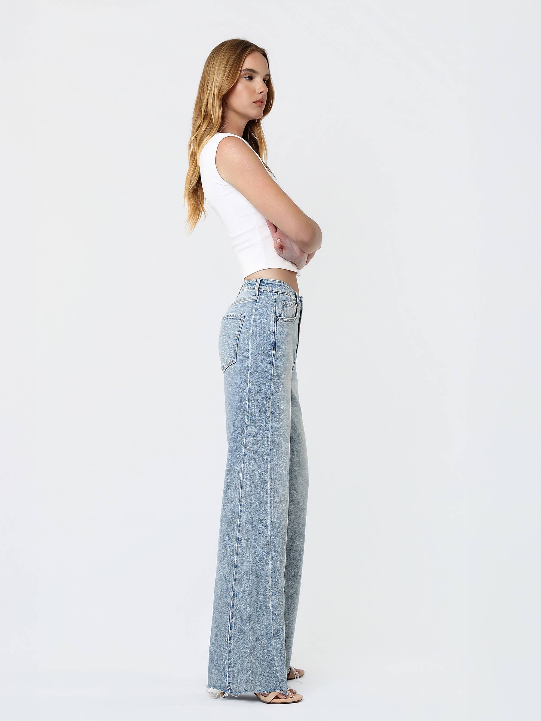 SUPER HIGH RISE UNEVEN RAW HEM VINTAGE FLARE JEANS F9091